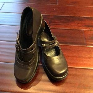Dansko brown shoes